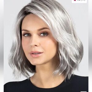 NWT Charlotte wig by Envy medium grey synthetic lace front light white silver
